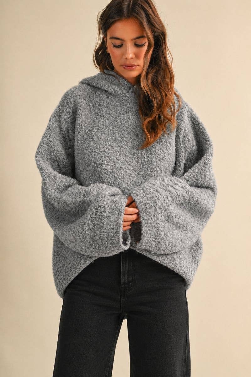 OVERSIZED CHUNKY HOODIE SWEATER