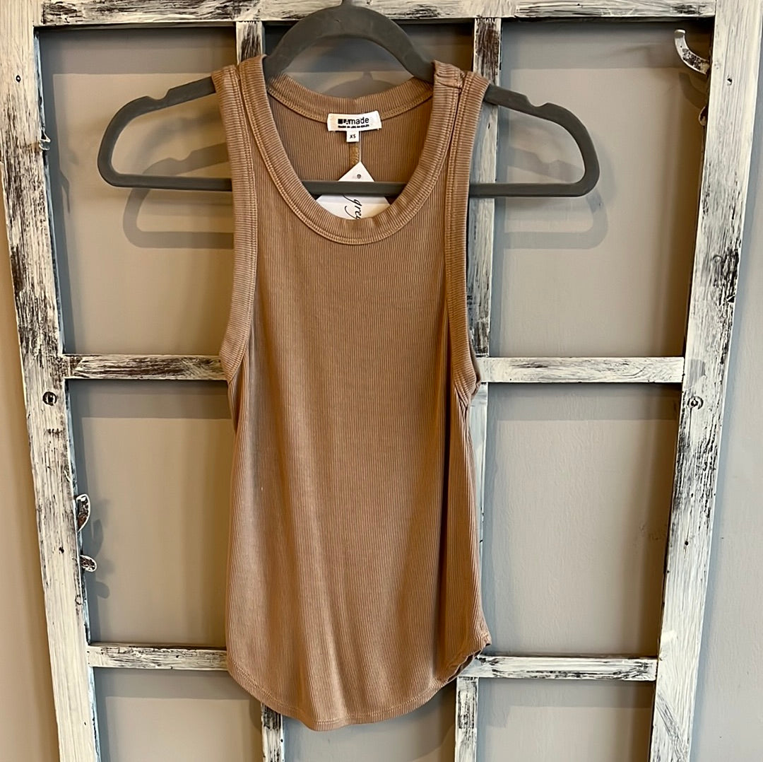 Aida Racer Front Tank