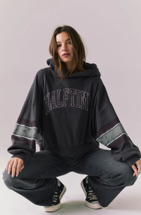 Halftime Pullover