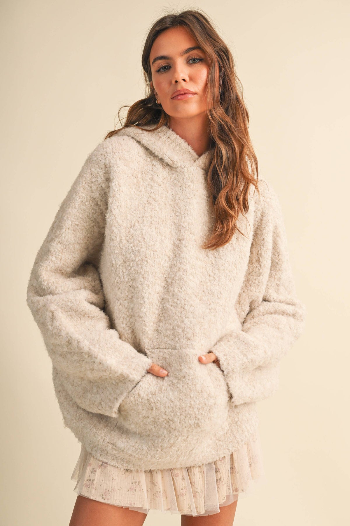 OVERSIZED CHUNKY HOODIE SWEATER