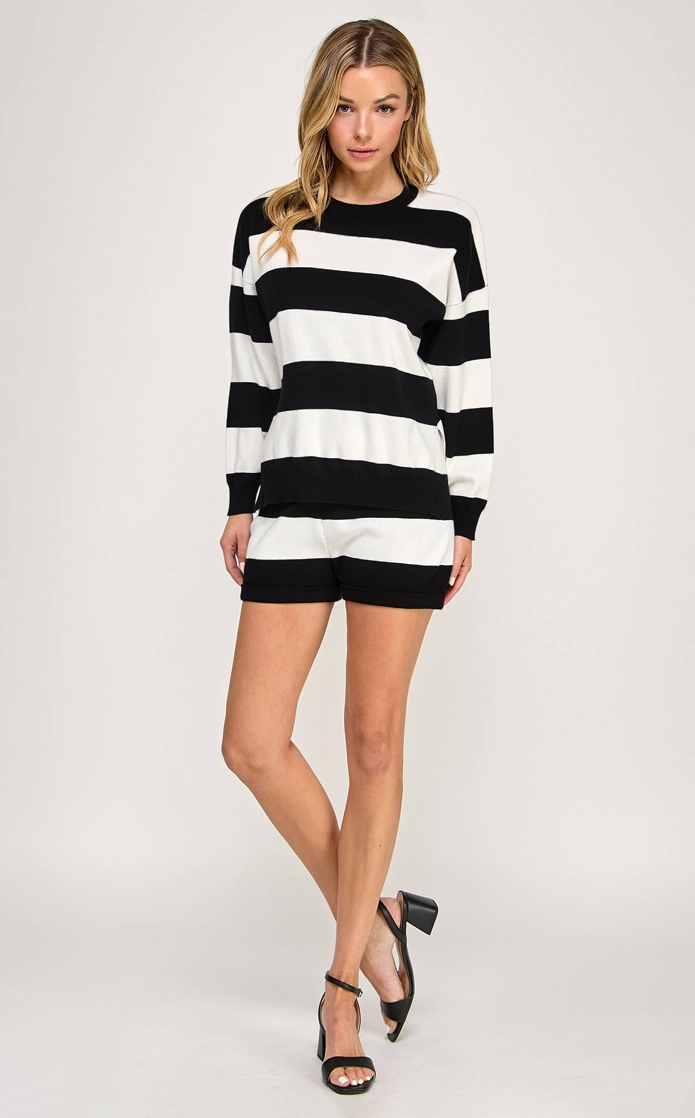 KNIT STRIPED RELAXED TOP AND SHORT SET