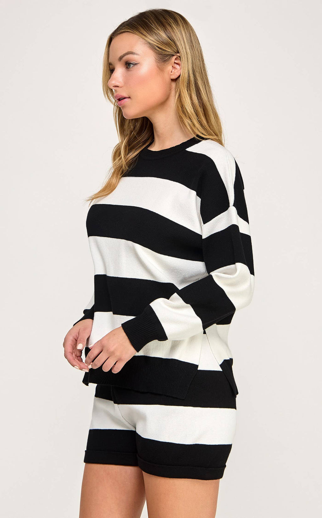 KNIT STRIPED RELAXED TOP AND SHORT SET
