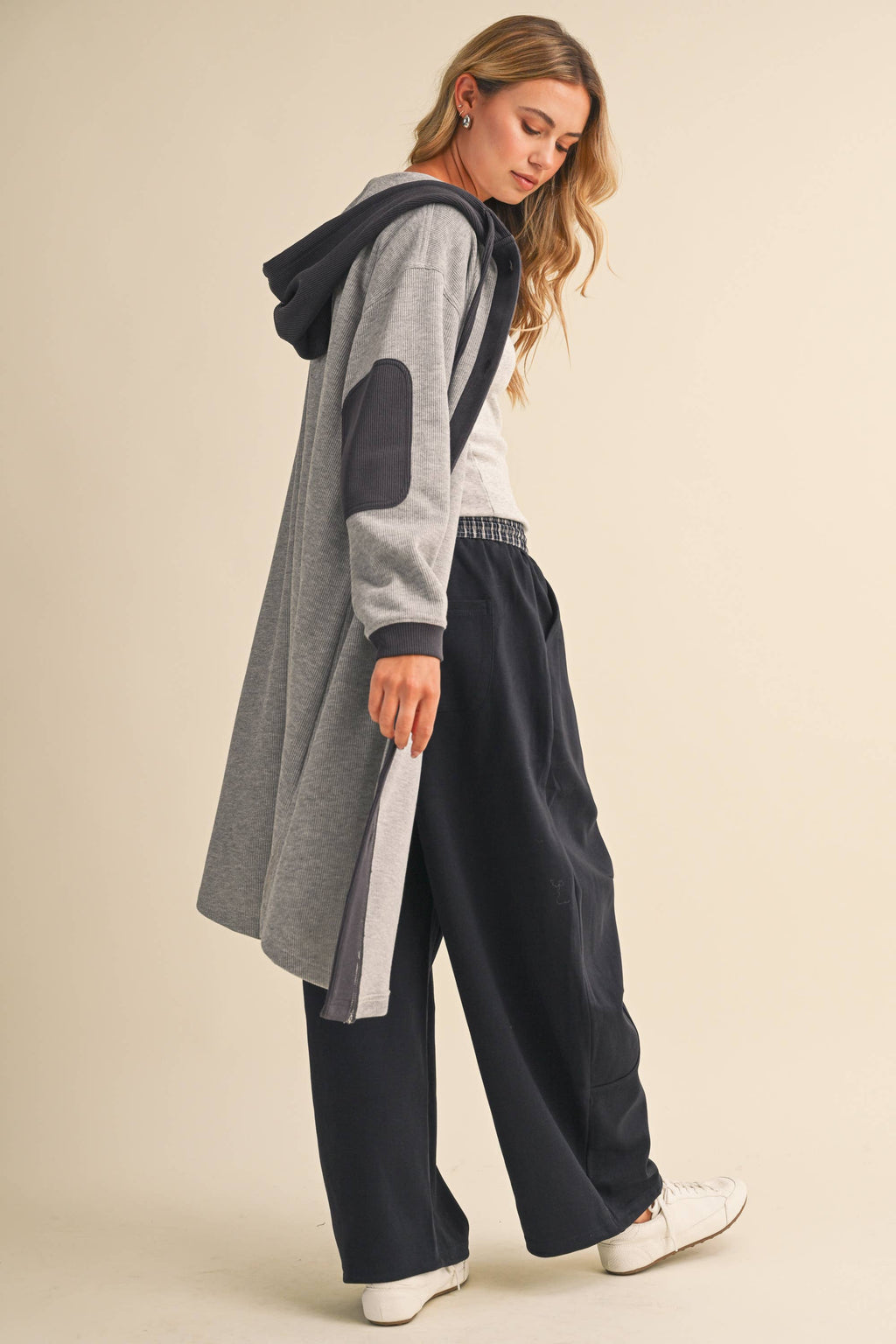 HOODED CARDIGAN