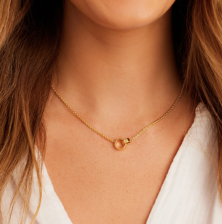 Rose Interlocking Necklace